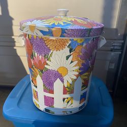 Flower Container 