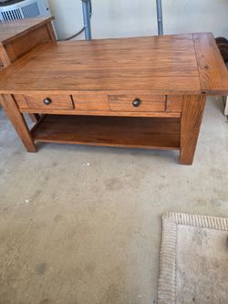 Broyhill Coffee Table plus Side Tables