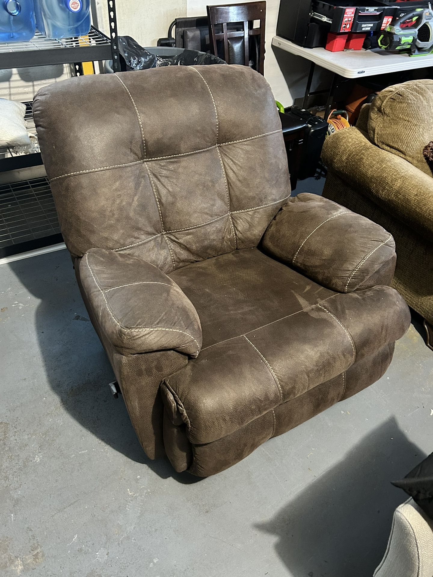 Used Recliner