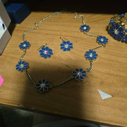 Blue Flower Necklace With Matching Earrings Andbracelet