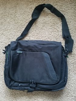 Tragus laptop bag
