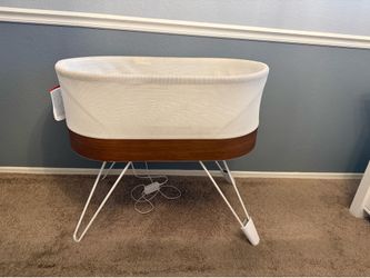 SNOO Smart Bassinet – Absolute Game Changer for Our Colicky Baby + Extra Sleep Sacks & Leg Risers
