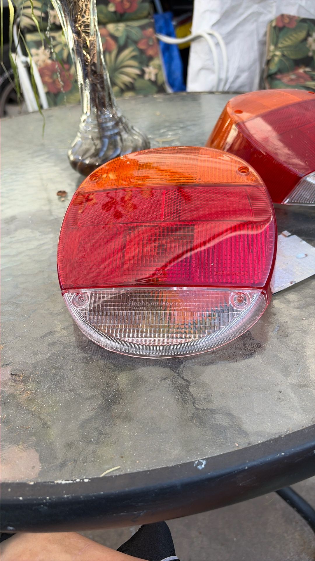 I Believe This Fits 73 Bugs, Rear Lens Brake Lights