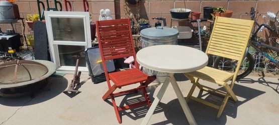Muchos Artículos de venta tomorrow 7am 2pm direction 41195 Torrey pine ct Hemet CA