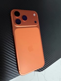 📱 iPhone 17 Pro Max 256GB – Cosmic Orange 🧡