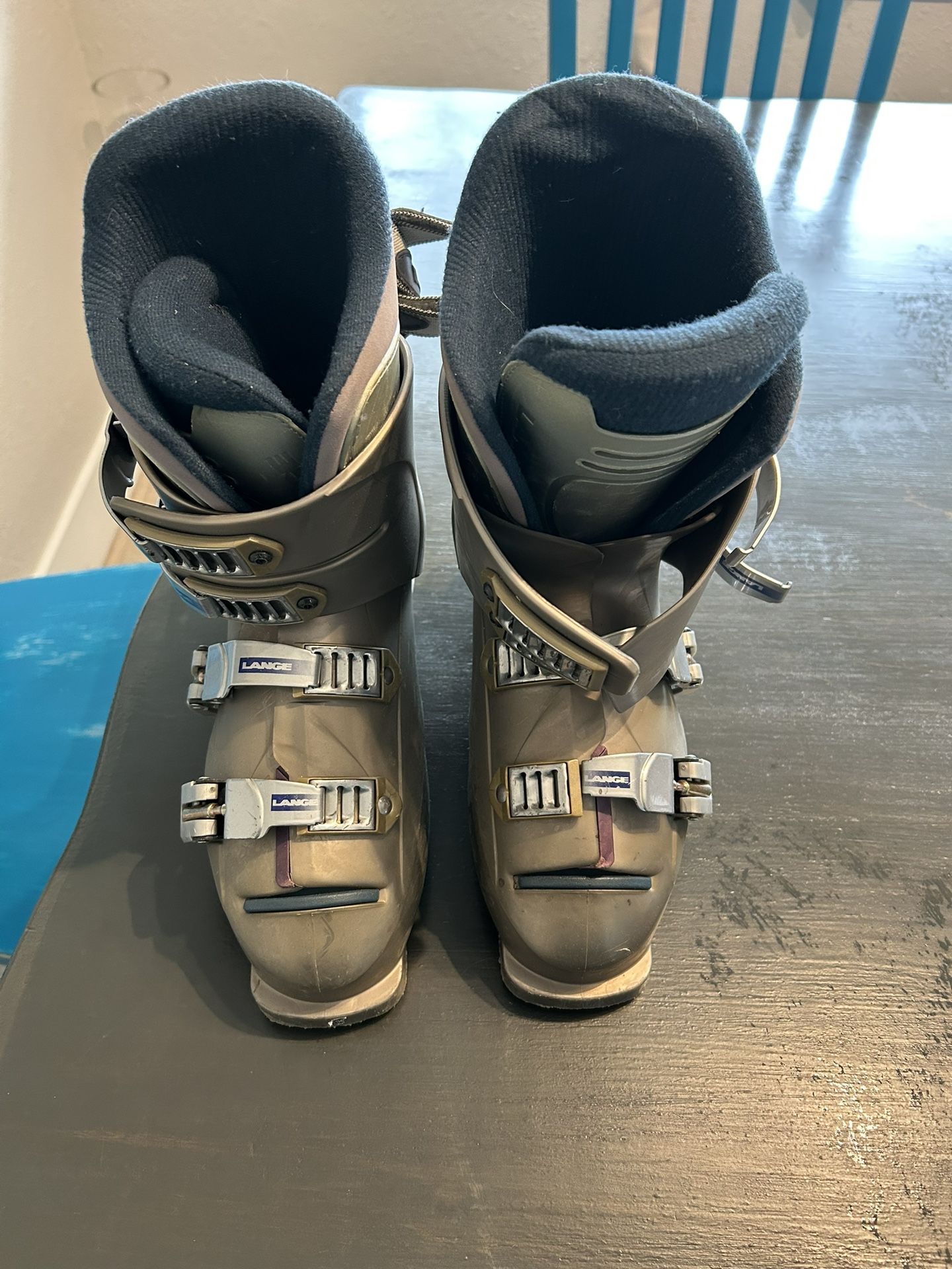 Ski Boots 