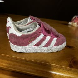 Little Kids Adidas Suede Pink Sneakers- Size 5k