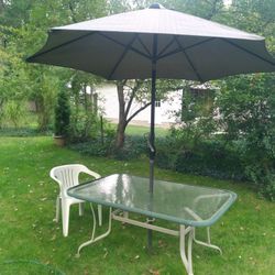 Vintage, Mid Century & Patio Furniture