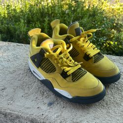 For Sell Jordan 4s Sizes 6.5 Youth Price 130