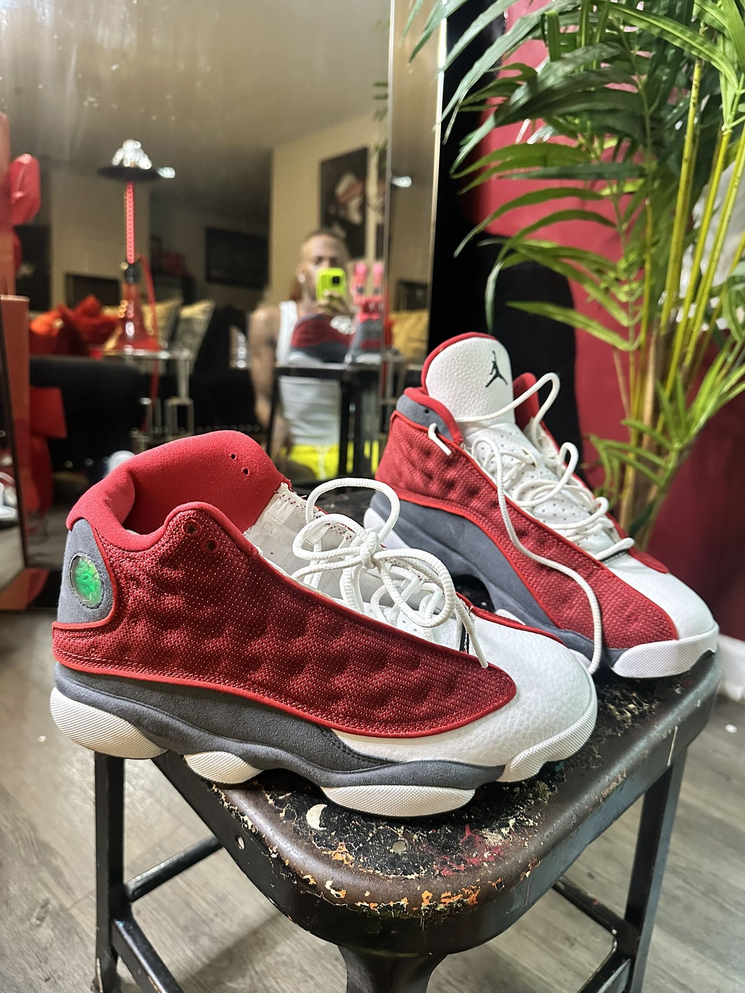 $140 Jordan 13s Sz8