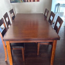 Dinning Table 