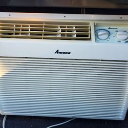 Amana 5,000 BTU Air Conditioner