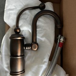Cucina Bronze Faucet 