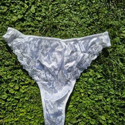 Thong, Medium, New, "Victoria's Secret"