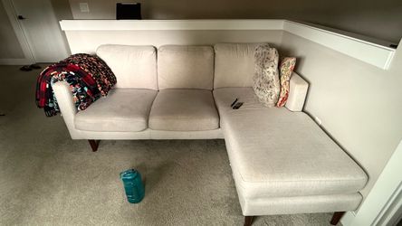 Couch with chaise