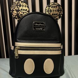 Disney Pirates Of The Caribbean Micky Loungefly Mini Backpack New