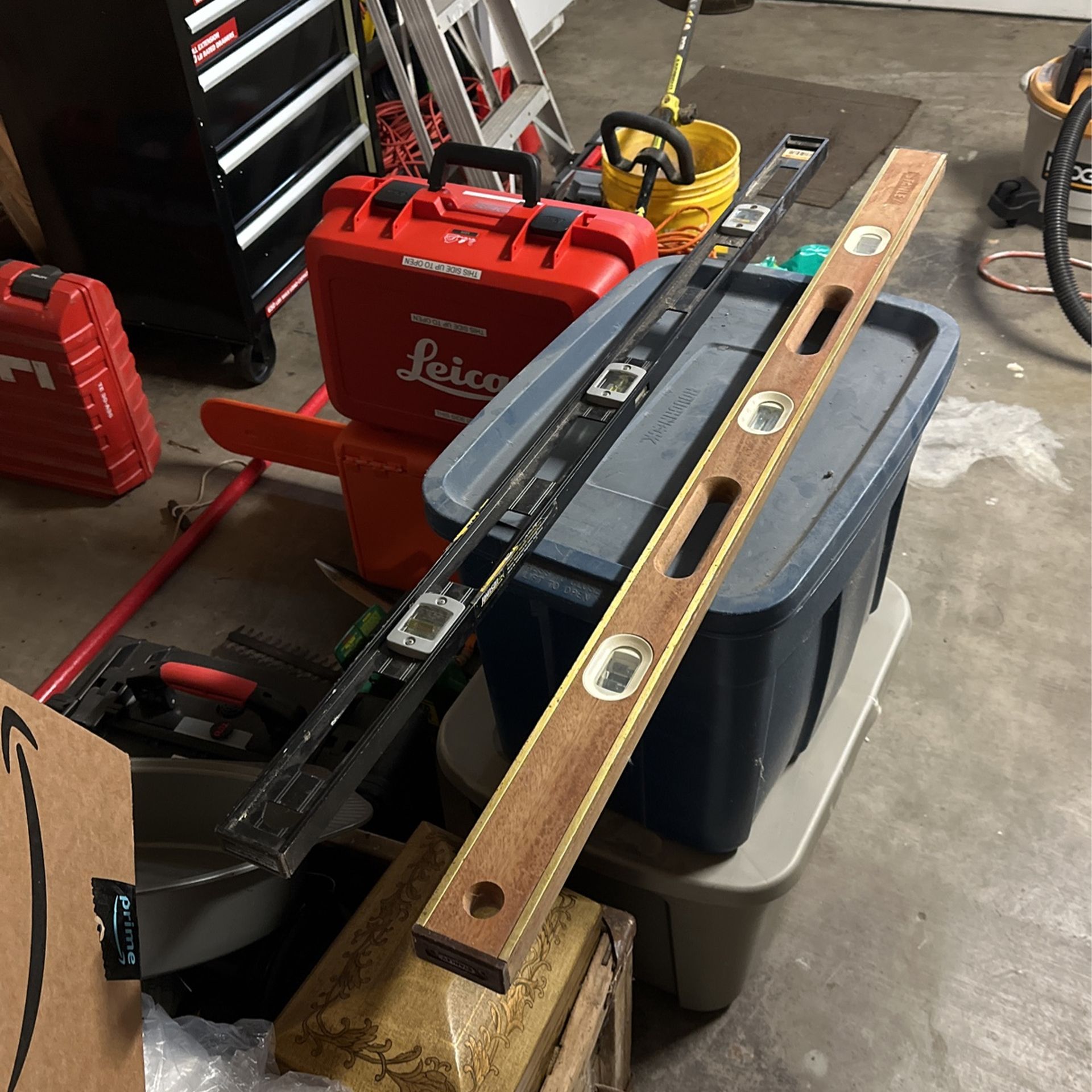 2 Really Nice 4’ Levels For Construction $20