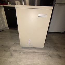 Metal cabinet with wheels NEED GONE