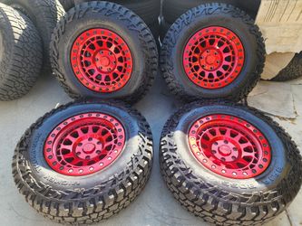 17" BLACK RHINO WHEELS 
285 70 17 MICKEY THOMPSON 
BAJA BOSS AT LOAD E Chevy GMC Toyota Nissan 