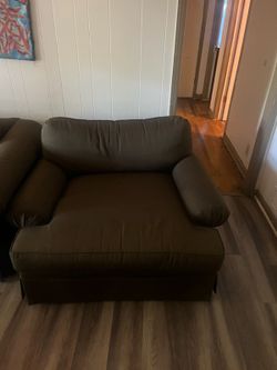Gently Used CHAIR