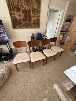 4 dining chairs