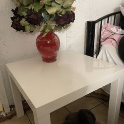 Small Side Or Coffee Table 