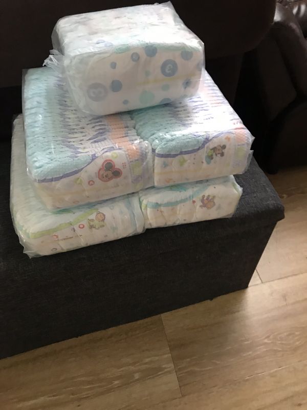 Diapers size 2 & 3 Huggis, Kirkland, target total count in diapers 138