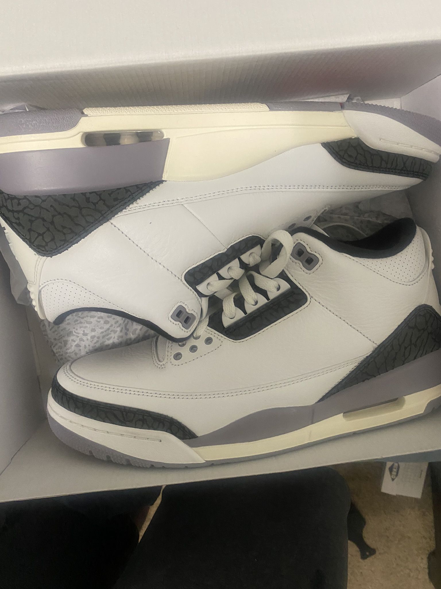 Air Jordan 3 Cement Grey