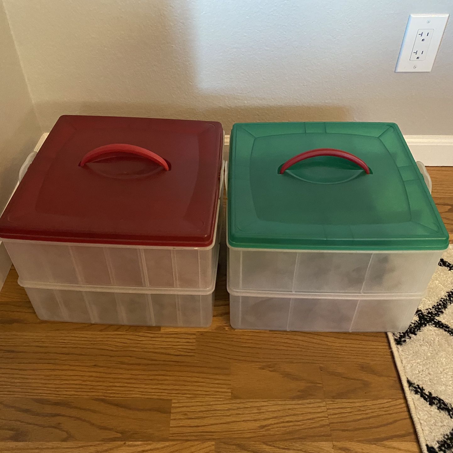 Snapware Christmas Ornament Storage Containers for Sale in Hemet, CA -  OfferUp