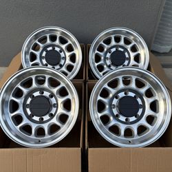 17” INCH RACELINE ROGUE MACHINED CLEAR COAT POLISHED OFF ROAD WHEELS/RIMS 8x6.5 CHEVY GMC RAM 2500 