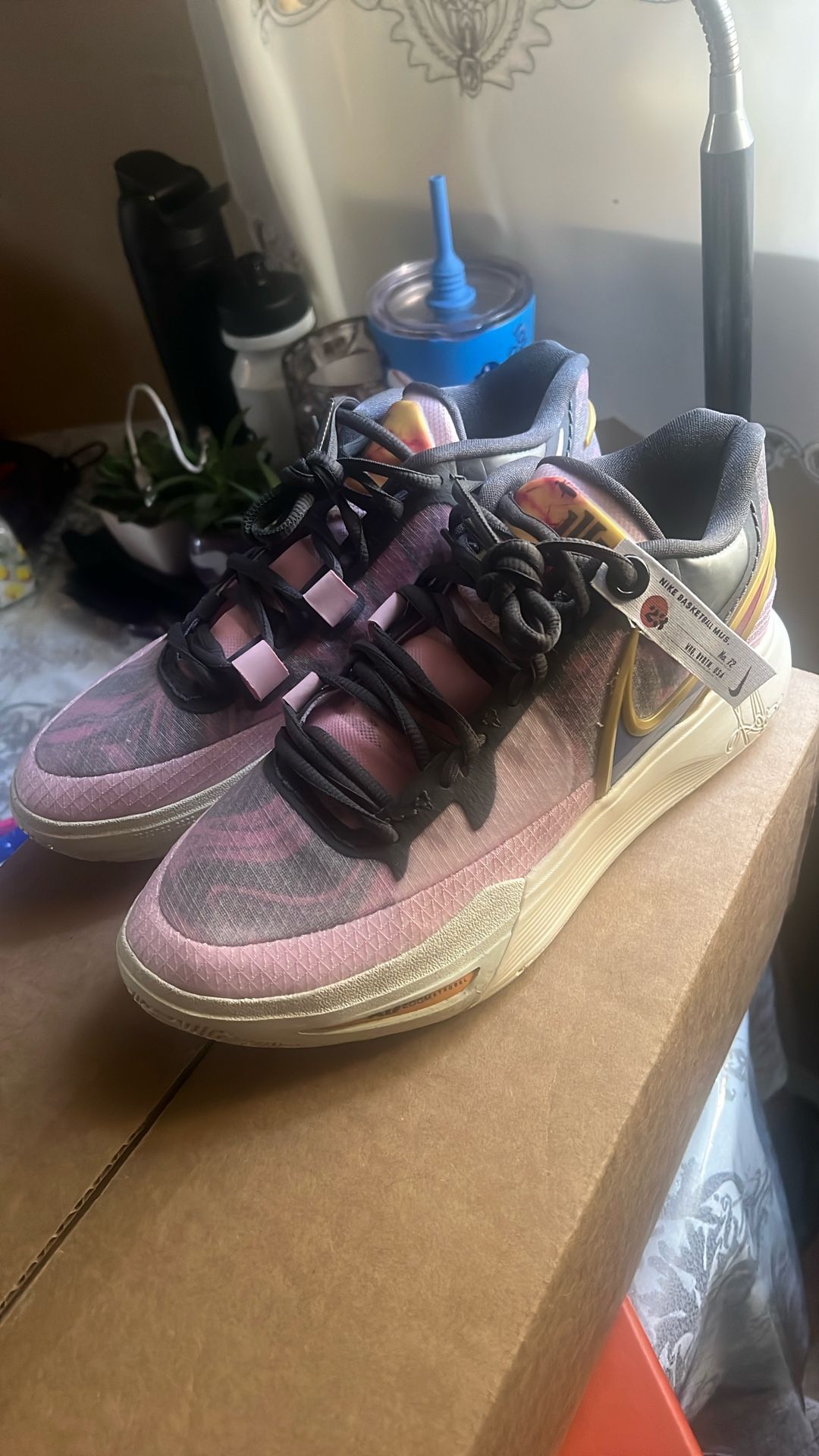 Nike Kyrie Shoe