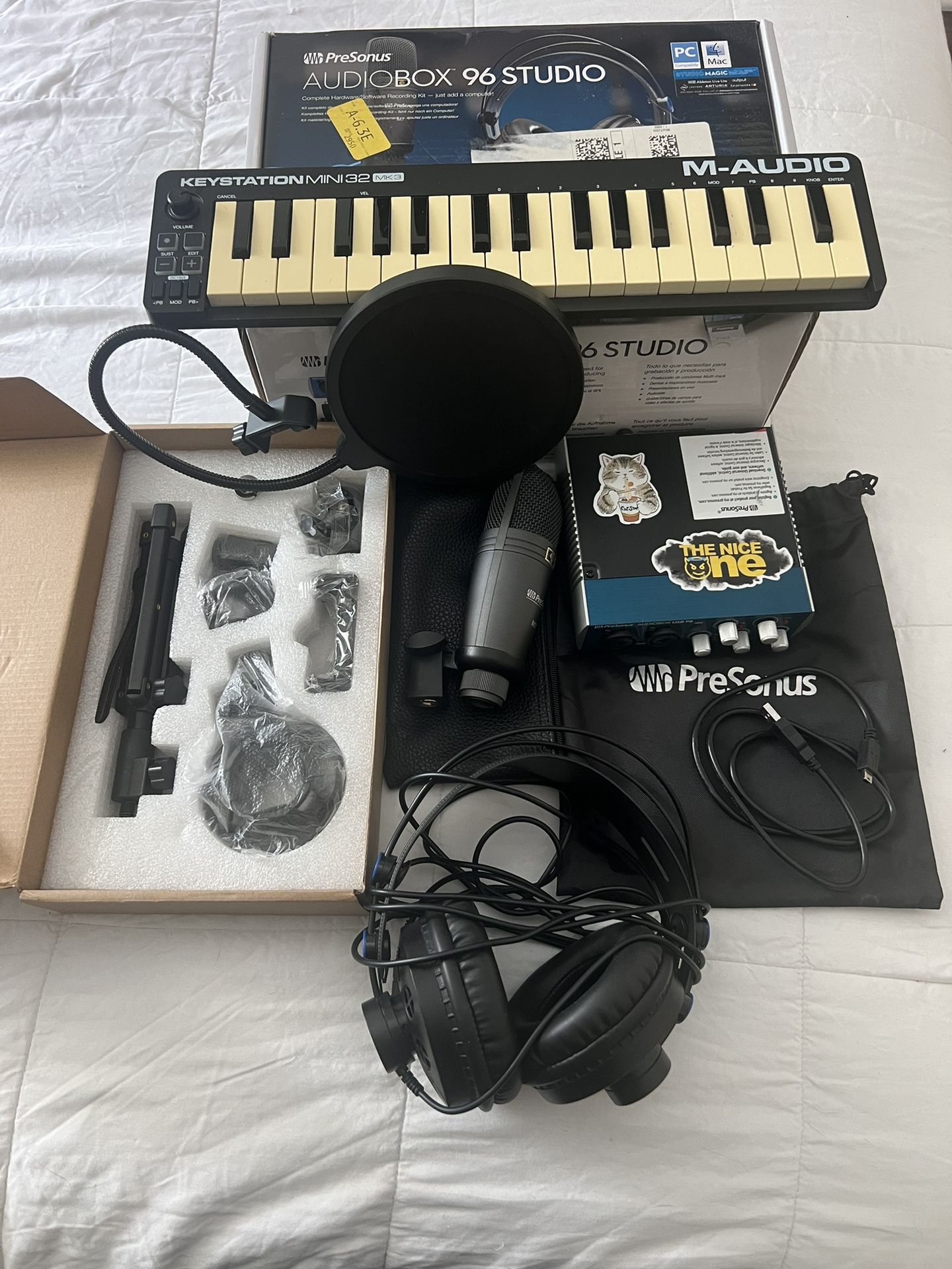 Complete Home Studio Recording Bundle β PreSonus & M-Audio (Everything Included!)