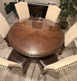Round Dining Table With 6 Chairs