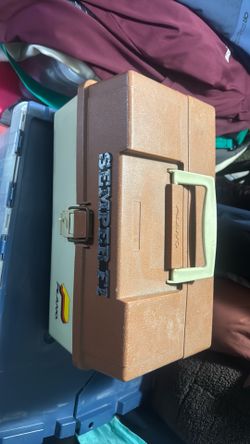 Tackle box