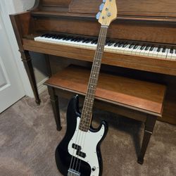 Fender Bass