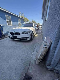 BMW 528i