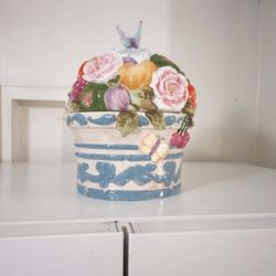 Vintage Ceramic Cookie Jar 