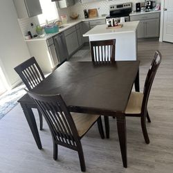 Kitchen Dining Table And Chairs 