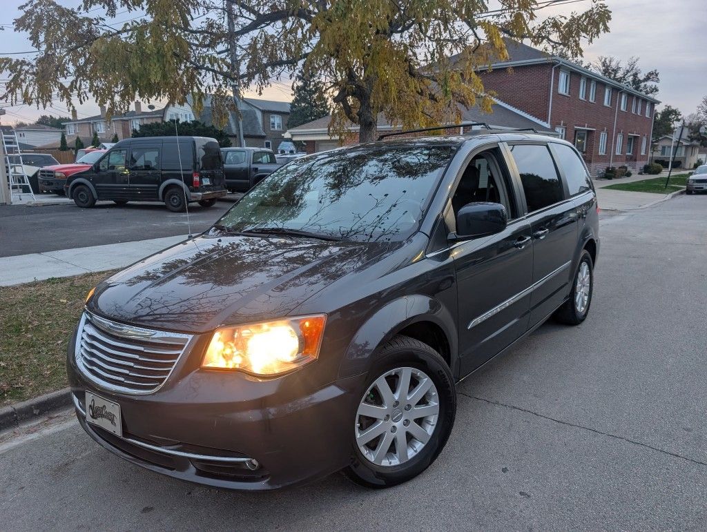 2014 Chrysler Town & Country