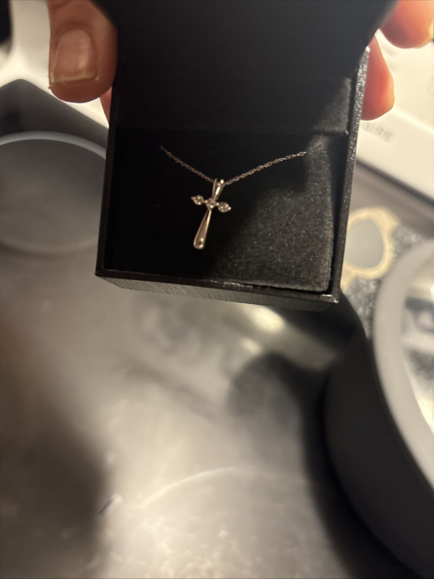 Diamond cross necklace 1/6ct tw round-cut 10k white gold