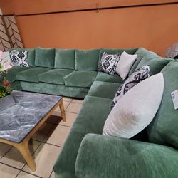 Sectional Couch 