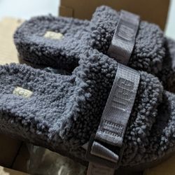 Ugg Fluffitas Sandals (Grey, Size 7)
