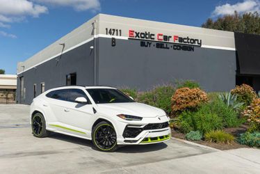 2022 Lamborghini Urus