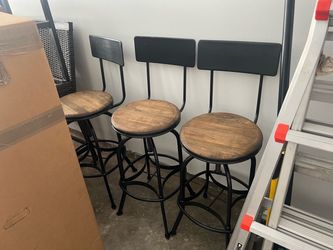 Set of 3 Ballard Designs Allen Stools