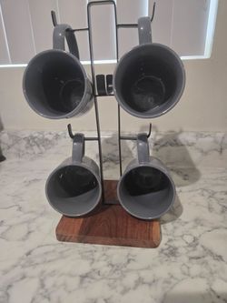 Mainstays Mug Tree with 4 Mugs