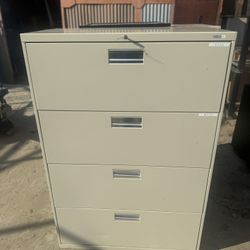 File Cabinet 42x24x53