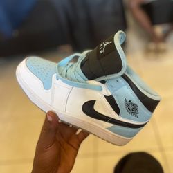 Air Jordan 1
