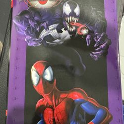 Ultimate Spiderman Ómnibus Vol 1. Venom Cover 