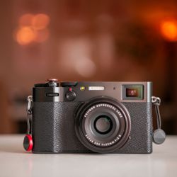Fujifilm X100v Camera
