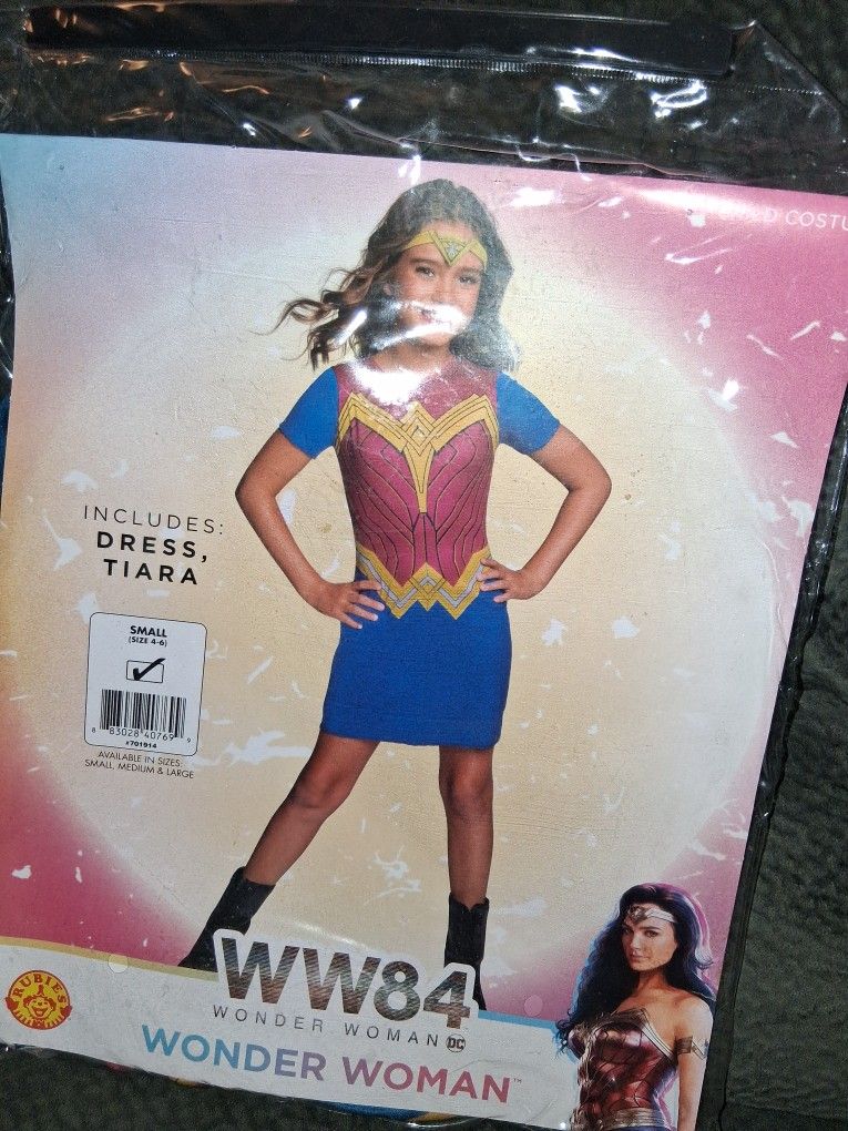 Brand New Halloween Costume 